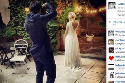 Jenny, divina en su casamiento