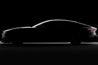 Una reconocida automotriz se la juega y hace un auto que “suelta” la tecnología y promete una experiencia de conducción analógica