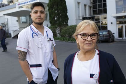 Jeremías Vázquez y Hermenegilda Acosta, enfermeros del Hospital Británico