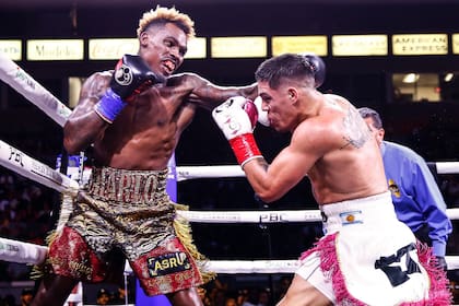 Jermell Charlo vs Brian Castaño. 14-05-22