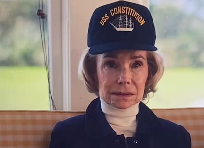 Jessica Harper como Ethel Kennedy. Rigurosa y estricta, fue considerada la villana en la historia de Carolyn Bessette y los Kennedy