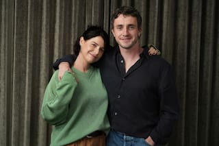 Jessie Buckley y Paul Mescal hallan el poder emocional de "Hamnet"