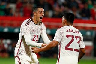 México aplastó a Irak con un gol argentino, pero Martino sigue siendo el centro de las críticas