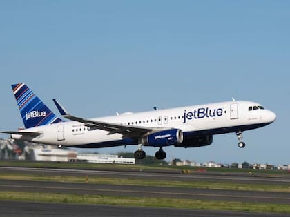 Jet Blue anunció un acuerdo para comprar Spirit Airlines