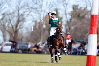 Jeta Castagnola se lució y La Natividad avanzó a las semifinales del Abierto del Jockey