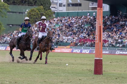 Jeta Castagnola y Nicolás Pieres, en pleno duelo, intentan quedarse con la bocha