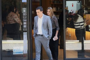 Una decisión inédita, tomada en la noche y con una filmación en la Casa Rosada como justificación