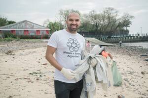 El colombiano que sueña con hacer de Argentina un país más limpio