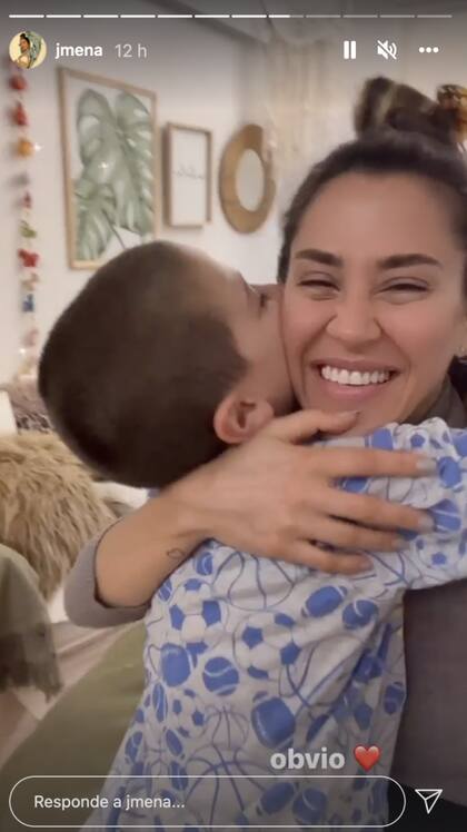 Jimena Barón y Momo, cómplices inseparables (Crédito: Instagram/@Jmena.Baron)