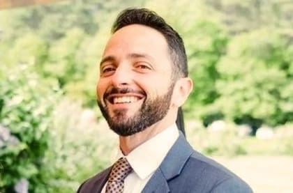 Jimmy Karz se alejó de los medios y se dedicó a la medicina