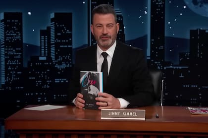 Jimmy Kimmel debió salir del aire por la controversia en torno a Charlie Kirk