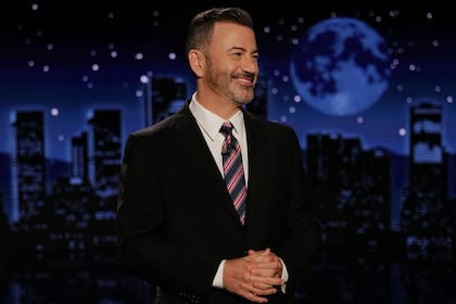 Jimmy Kimmel presentando su programa nocturno "Jimmy Kimmel Live!"