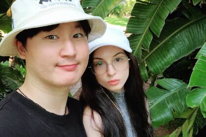 Jiwon y Flor de paseo por el Jardín Botánico