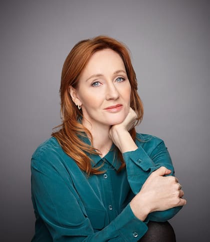 J.K. Rowling. escritora. retrato.