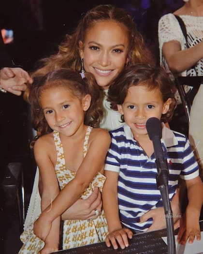 JLo junto a Emme y Maxi