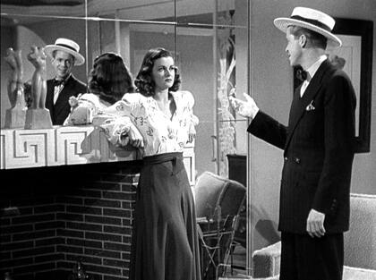 Joan Bennett se consagró como una de las mujeres fatales del film noir en La mujer del cuadro (1944) de Fritz Lang.