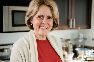 Joan Ifland empezó a sospechar que algo no estaba bien en las recomendaciones de alimentos saludables que armó para sus amigos