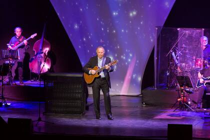 Joan Manuel Serrat en una de sus tantas visitas a nuestro país