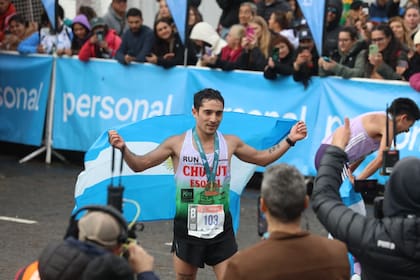 Joaquín Arbe se impuso por un par de pasos a David Rodríguez