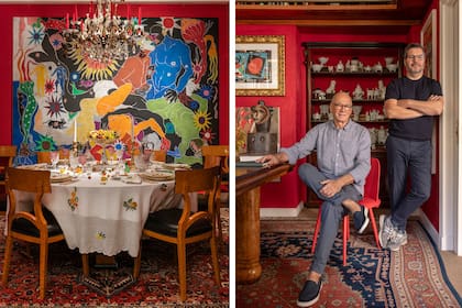 Joaquín Rodríguez (de pie) estudió Curaduría y Gestión de Arte, y llegó a ser el Vicedirector del Museo de Arte Moderno de Buenos Aires. Además de ser el alma mater Edipo Antiques, Abel Guaglianone preside la Asociación Amigos del Museo Sívori.