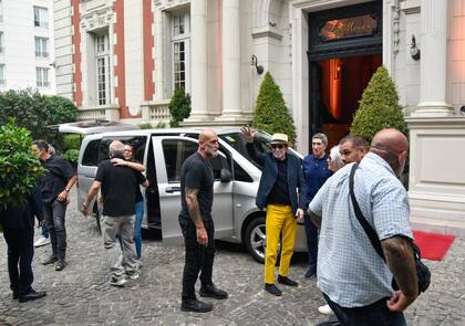 Joaquín Sabina ya está alojado en Buenos Aires y prepara sus shows en el Movistar Arena