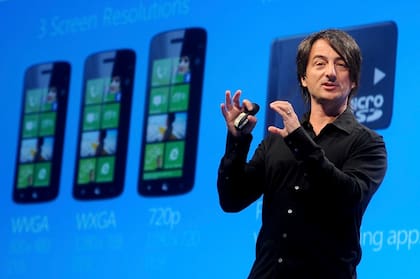 Joe Belfiore, de Microsoft, durante la presentación