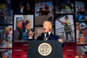 Pese a su edad, Biden se lanza a la reelección con críticas a Trump