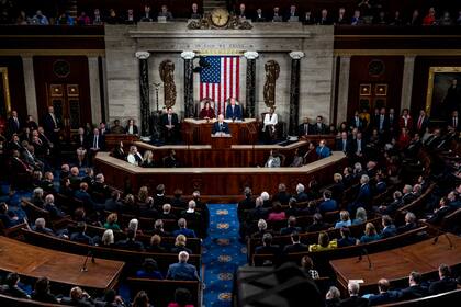 El presidente Joe Biden pronuncia el discurso sobre el estado de la Unión en la Cámara de Representantes del Capitolio de los Estados Unidos