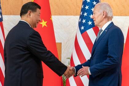 Joe Biden y Xi Jinping (Archivo) 