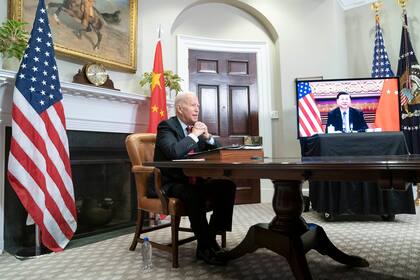 Joe Biden y Xi Jinping en una videoconferencia de  noviembre de 2021 