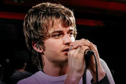 Joe Kerry saltó a la fama gracias a su papel de Steve Harrington en Stranger Things, pero hoy se dedica a la música (Foto: Instagram @djotime)