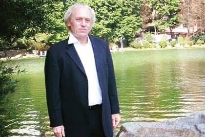 Joe Nothern, con el nombre de Kurt North, llegó a ser un conocido baterista de varias bandas de rock pesado de los 70 y 80, entre ellas The Claw. Ahora sigue dando clases y es experto en baterías antiguas