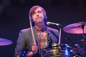 Joe Siders, el baterista de la banda The New Pornographers que fue arrestado por pornografía infantil