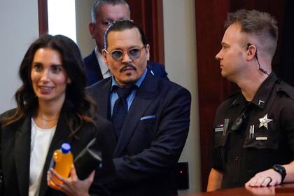Joelle Rich llegó con Johnny Depp el día de los argumentos finales del juicio contra Amber Heard