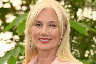 La actriz que perdió a su famosa hermana de forma trágica y tuvo que vestirse con su ropa para el funeral