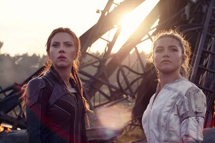 Johansson y Florence Pugh en Black Widow