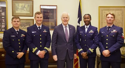 John Cornyn es hijo de un piloto que combatió durante la Segunda Guerra Mundial