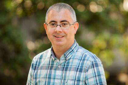 John Doherty estudia cómo el cerebro humano puede aprender de la experiencia para elegir de un modo que garantice la máxima satisfacción y se minimicen los costos a futuro