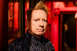 John Lydon, su encuentro con Miles Davis, los “Sex Pistols karaoke” y la cultura “woke” como enemigo