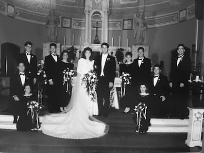 John Meehan y Tonia Sells cuando se casaron, en 1990 (Los Ángeles Times)