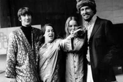 John Phillips con The Mamas & The Papas en los años 60