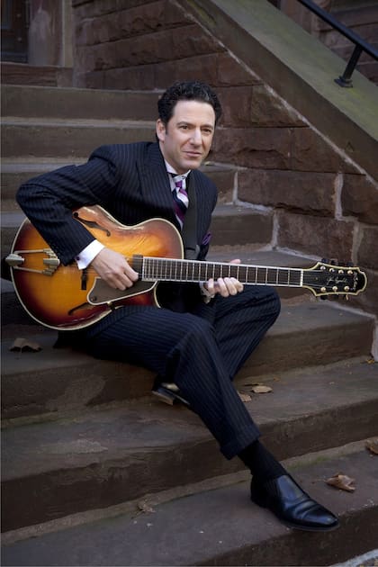 John Pizzarelli, en su juventud