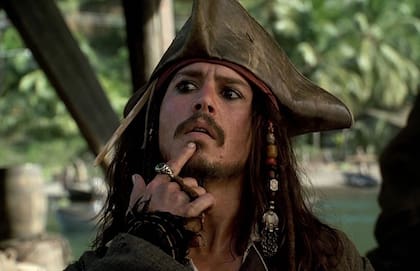 Johnny Depp como el capitán Jack Sparrow 