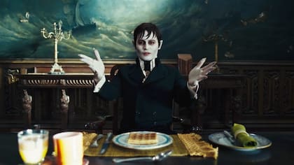 Johnny Depp como el vampiro Barnabas