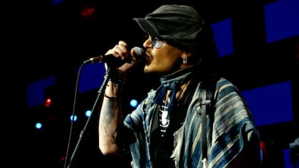 Johnny Depp se ha dedicado a presentarse en grandes escenarios