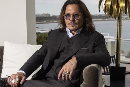 Johnny Depp tiene una carrera actoral exitosa, pero también a mostrado su interés en la música