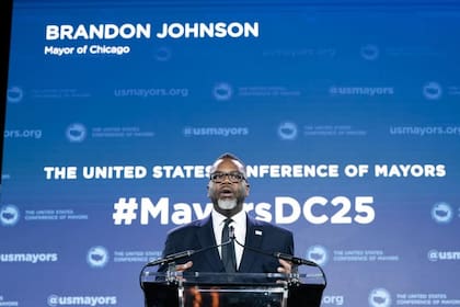 Johnson asumió con una plataforma progresista que prometía reformas estructurales (Brandon4chicago)