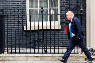 En la carrera para suceder a May, los planetas se alinean con Boris Johnson