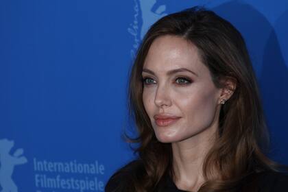 Jolie le solicitó a Pitt que retire la demanda para poder dar por concluida su batalla judicial