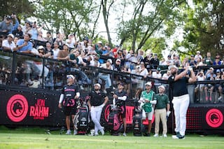 Jon Rahm resuelve disputa con Tour Europeo mientras LIV Golf enfrenta pérdida de fondos saudíes